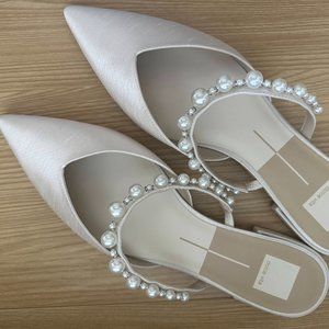 Kanika Pearl Wide Flats Vanilla Pearls by Dolce Vita
